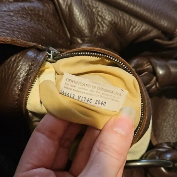 Authentic Bottega Veneta dark chocolate Intrecciato Cervo Cocker Satchel Hobo - Picture 10 of 13